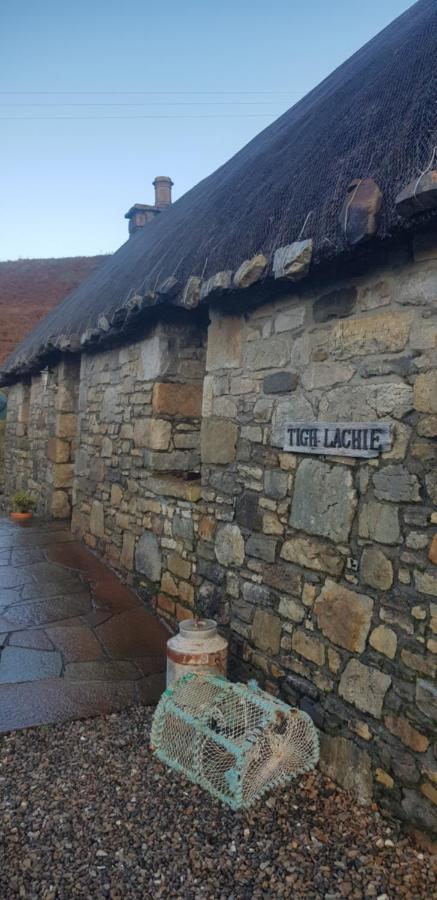 Tigh Lachie, Mary'S Thatched Cottages, Elgol, Isle Of Skye Exterior photo